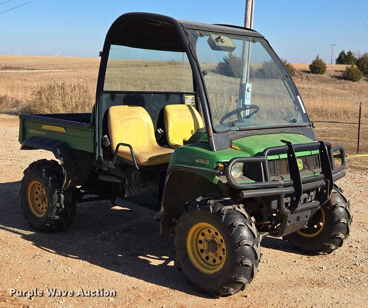 image for item ET1100 2008 John Deere 850D utility vehicle