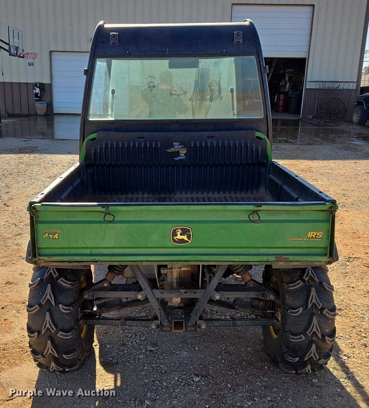 image for item ET1100 2008 John Deere 850D utility vehicle