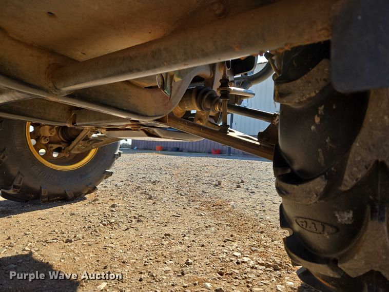 image for item ET1100 2008 John Deere 850D utility vehicle