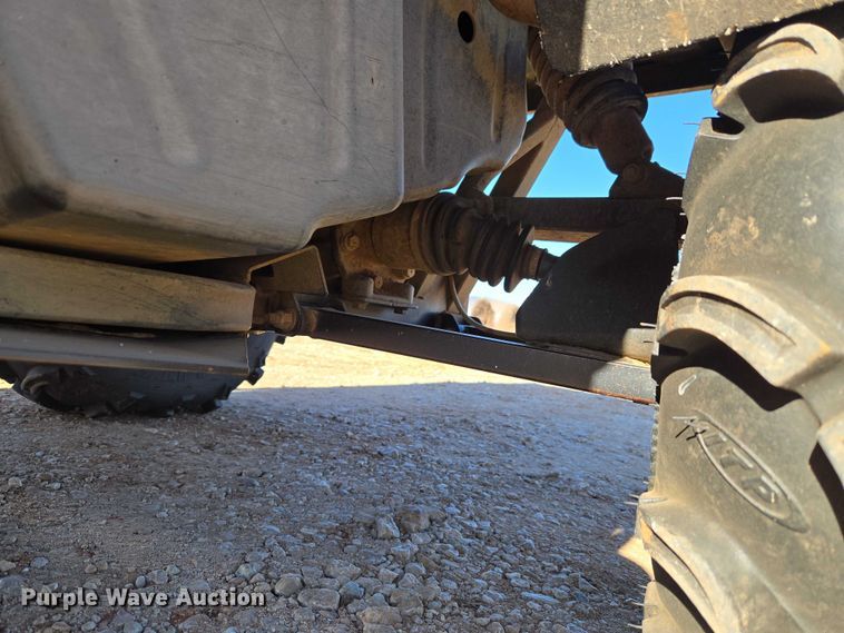 image for item ET1100 2008 John Deere 850D utility vehicle