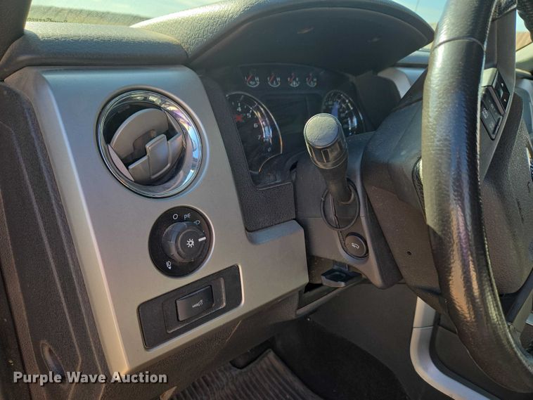 image for item ET1119 2014 Ford F150 Crew Cab pickup truck