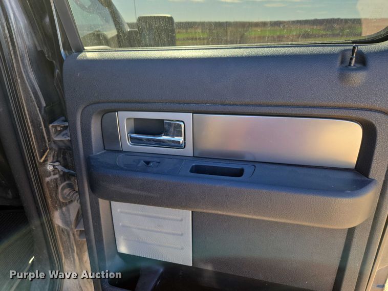 image for item ET1119 2014 Ford F150 Crew Cab pickup truck