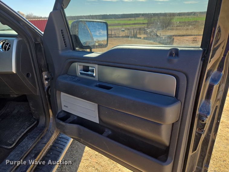 image for item ET1119 2014 Ford F150 Crew Cab pickup truck