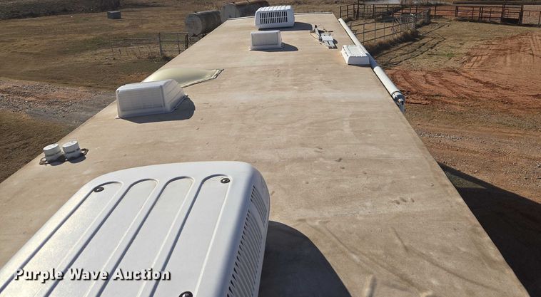 image for item ET1120 2001 Windsport Four Winds RV