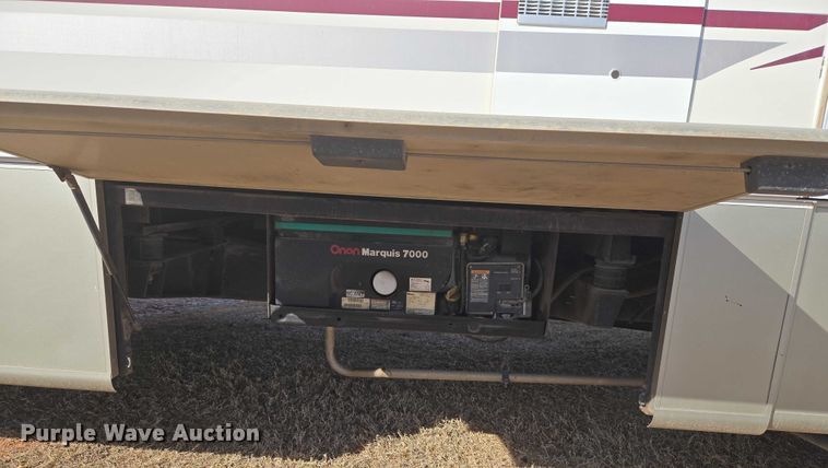 image for item ET1120 2001 Windsport Four Winds RV