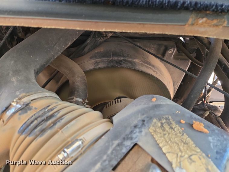 image for item ET1120 2001 Windsport Four Winds RV