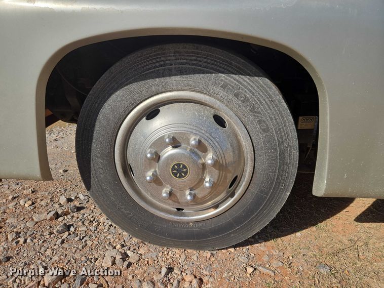 image for item ET1120 2001 Windsport Four Winds RV