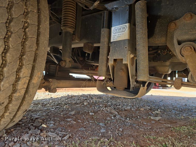 image for item ET1120 2001 Windsport Four Winds RV