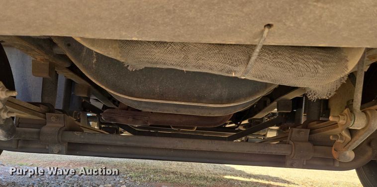 image for item ET1120 2001 Windsport Four Winds RV