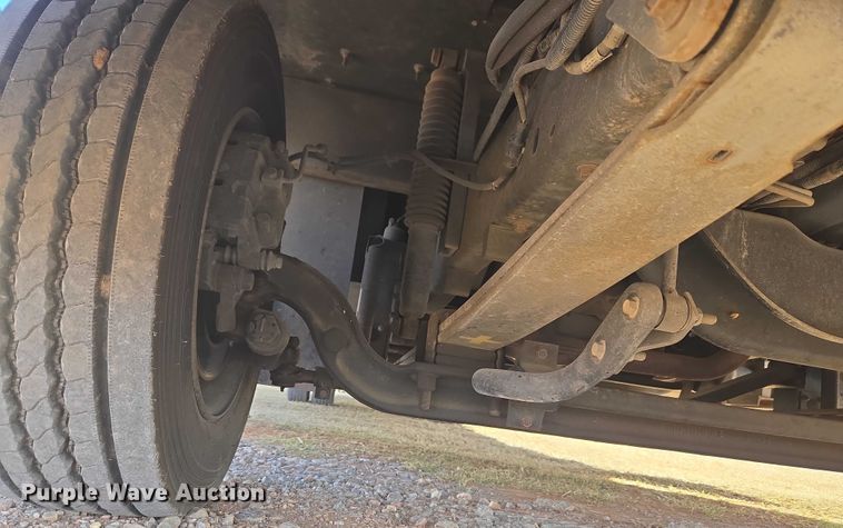 image for item ET1120 2001 Windsport Four Winds RV