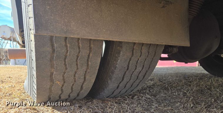 image for item ET1120 2001 Windsport Four Winds RV