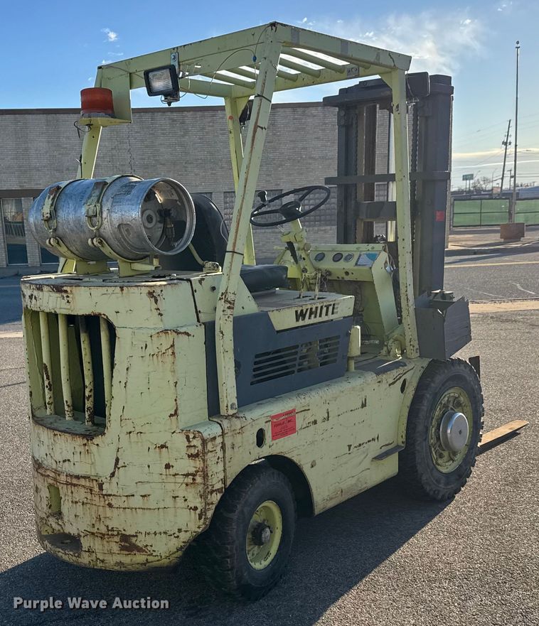 image for item ET4103 White forklift