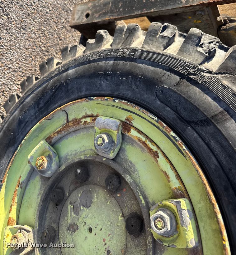 image for item ET4103 White forklift