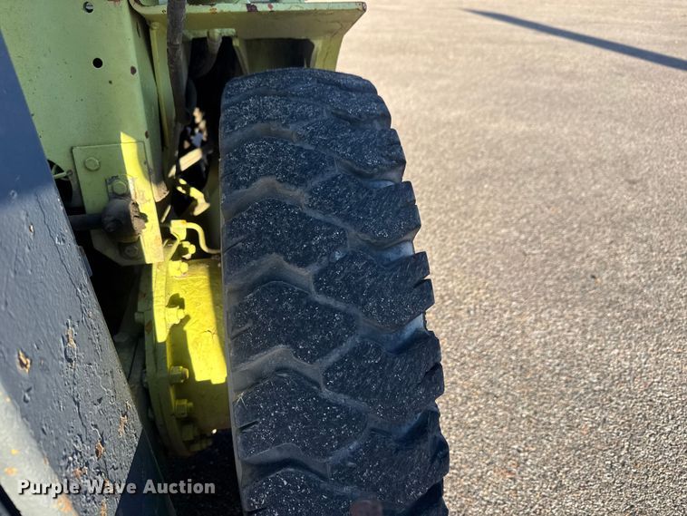 image for item ET4103 White forklift