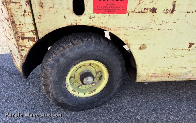 image for item ET4103 White forklift