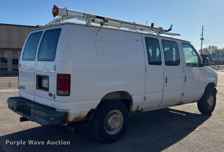 image for item ET4106 2002 Ford Econoline E350 van