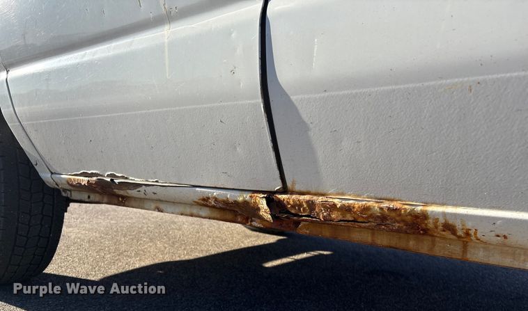 image for item ET4106 2002 Ford Econoline E350 van