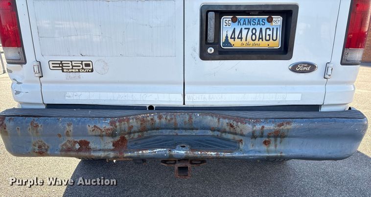 image for item ET4106 2002 Ford Econoline E350 van