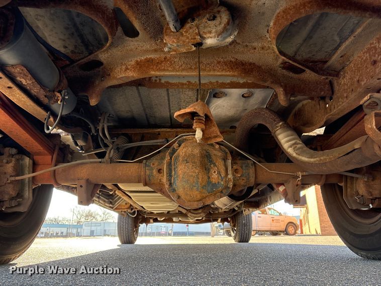 image for item ET4106 2002 Ford Econoline E350 van