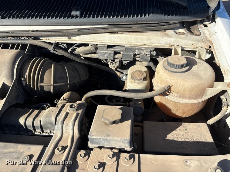 image for item ET4106 2002 Ford Econoline E350 van