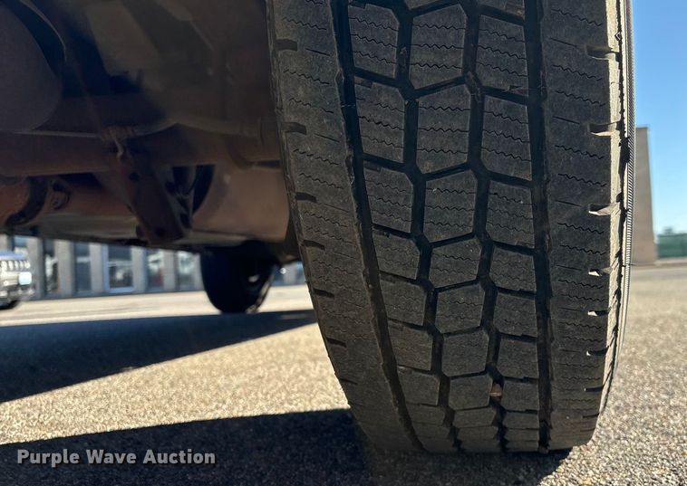 image for item ET4106 2002 Ford Econoline E350 van