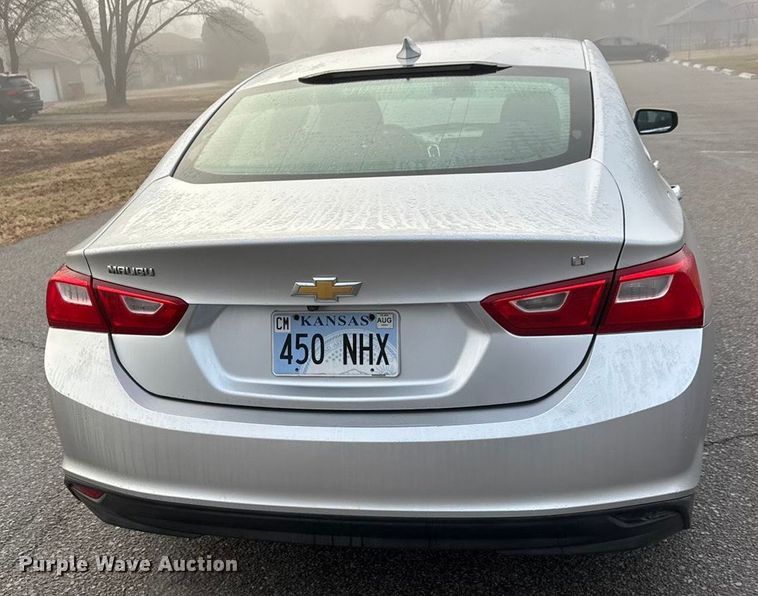 image for item ET4121 2018 Chevrolet Malibu 