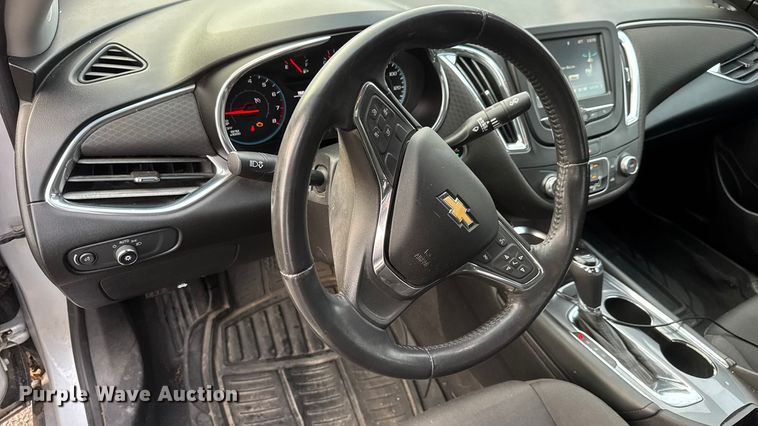 image for item ET4121 2018 Chevrolet Malibu 