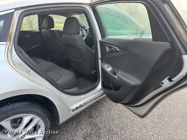 image for item ET4121 2018 Chevrolet Malibu 