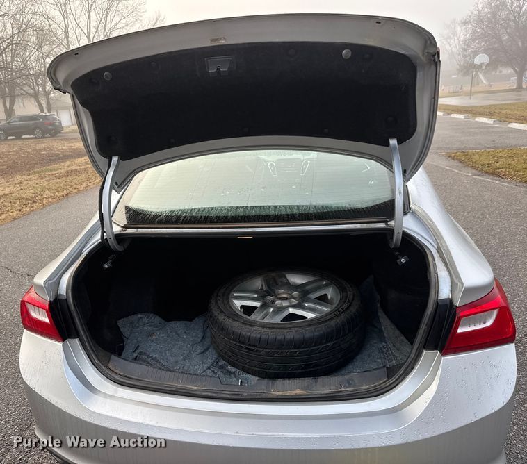 image for item ET4121 2018 Chevrolet Malibu 