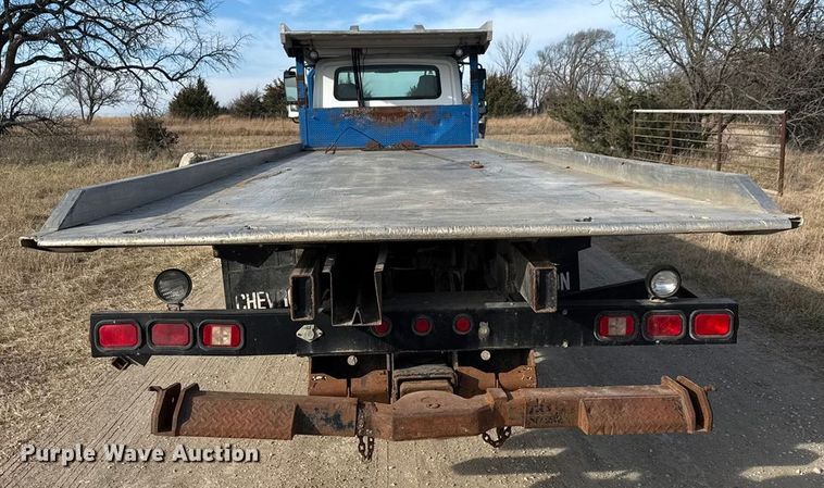 image for item ET4129 2004 International 4400 SBA  rollback truck