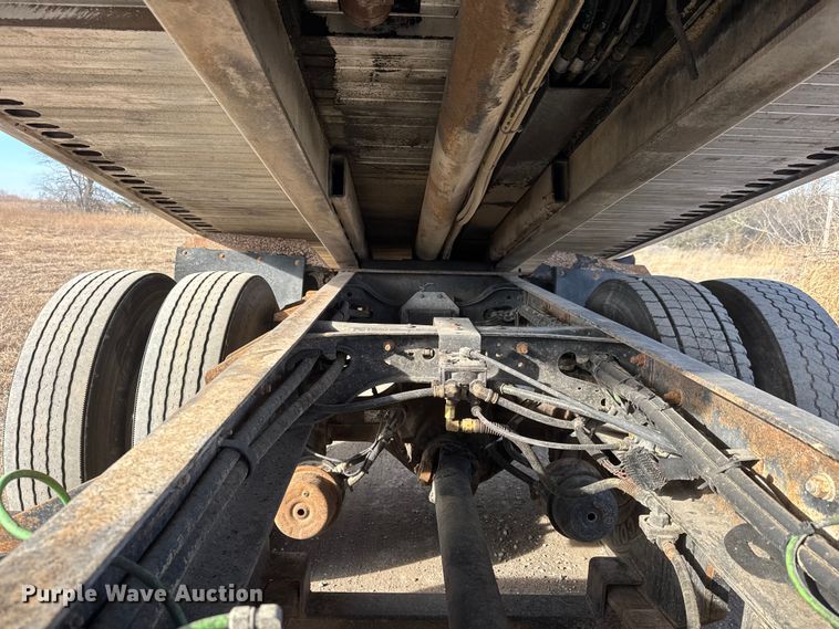 image for item ET4129 2004 International 4400 SBA  rollback truck