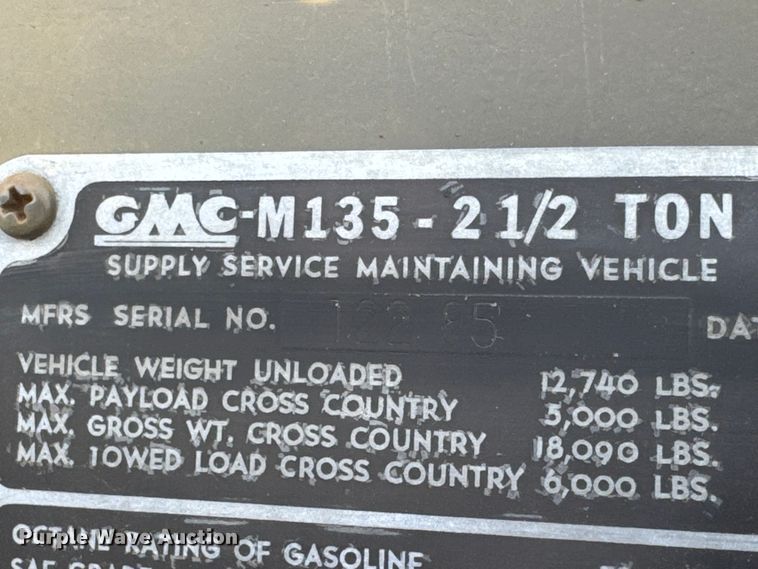image for item ET4133 1952 GMC M135 flatbed truck