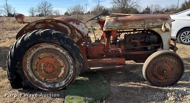 image for item ET4134 Ford 9N tractor