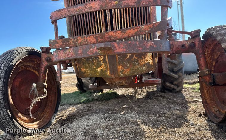 image for item ET4134 Ford 9N tractor