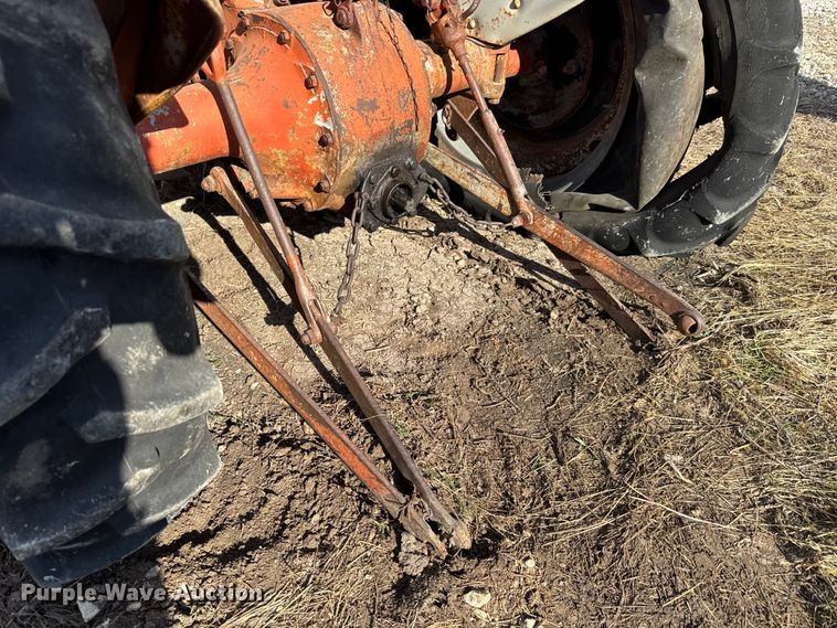 image for item ET4134 Ford 9N tractor