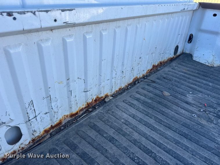 image for item ET4143 2015 Ford F350 Crew Cab pickup truck