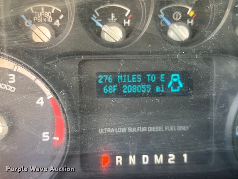 image for item ET4143 2015 Ford F350 Crew Cab pickup truck