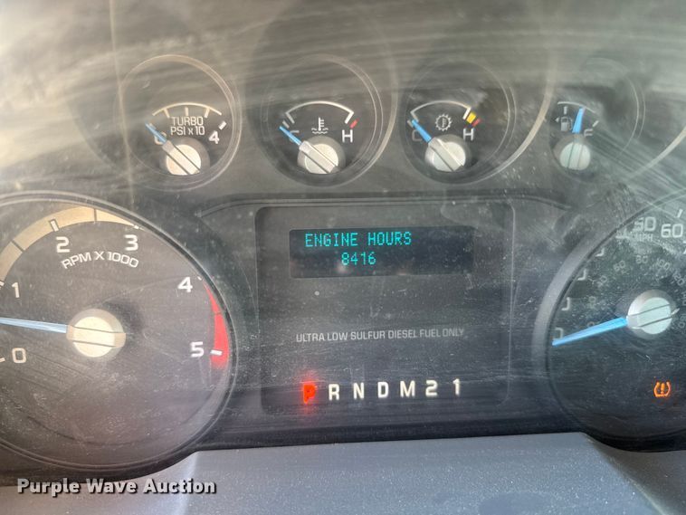 image for item ET4143 2015 Ford F350 Crew Cab pickup truck