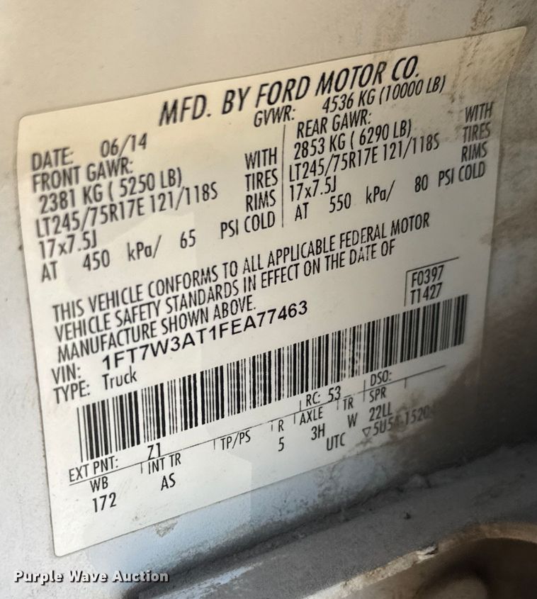 image for item ET4143 2015 Ford F350 Crew Cab pickup truck