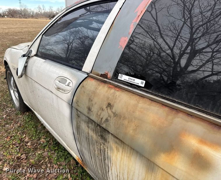 image for item ET4145 2002 BMW 745i limousine