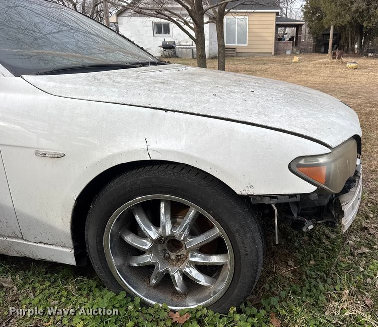 image for item ET4145 2002 BMW 745i limousine