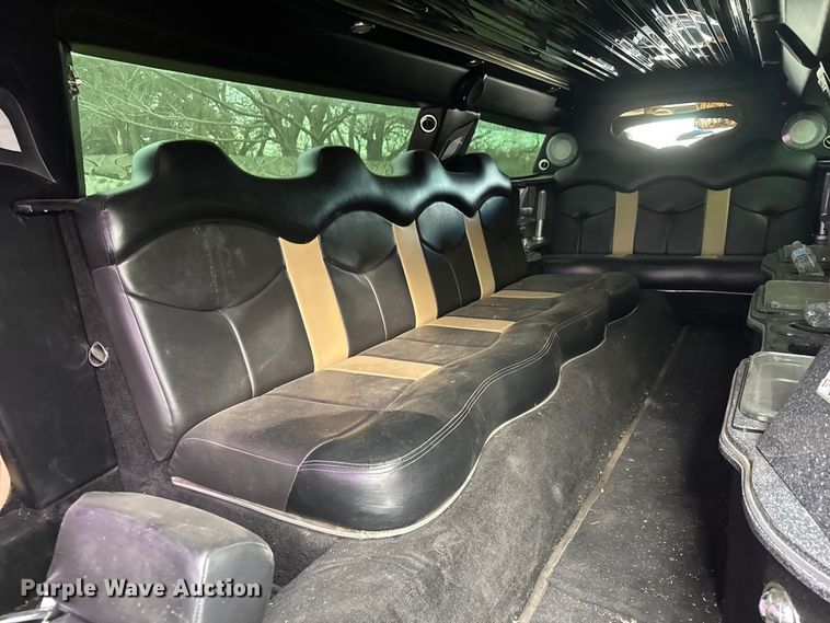 image for item ET4145 2002 BMW 745i limousine