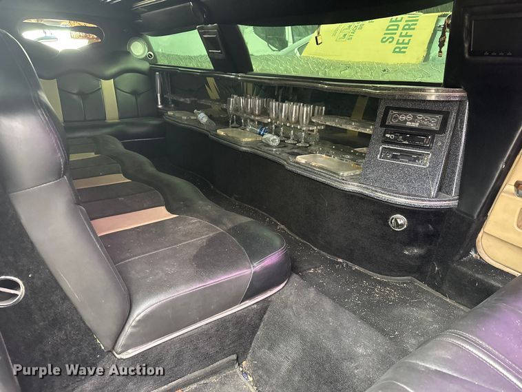 image for item ET4145 2002 BMW 745i limousine