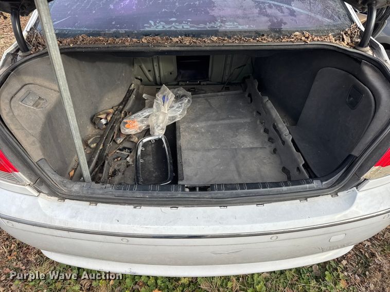 image for item ET4145 2002 BMW 745i limousine