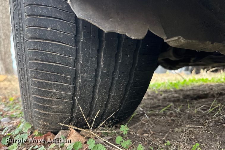 image for item ET4145 2002 BMW 745i limousine