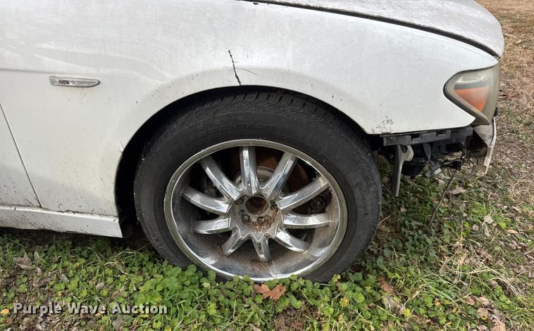 image for item ET4145 2002 BMW 745i limousine