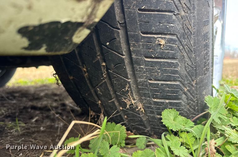 image for item ET4145 2002 BMW 745i limousine