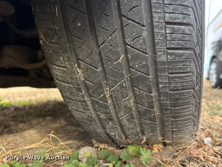 image for item ET4145 2002 BMW 745i limousine