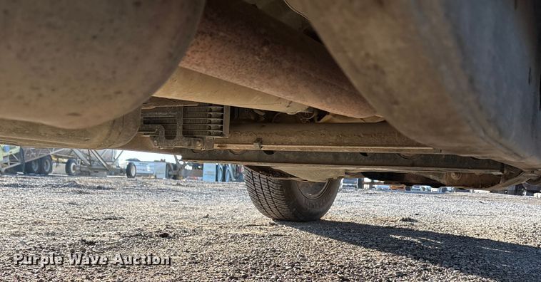 image for item ET5411 2018 Chevrolet Silverado 2500HD Crew Cab pickup truck