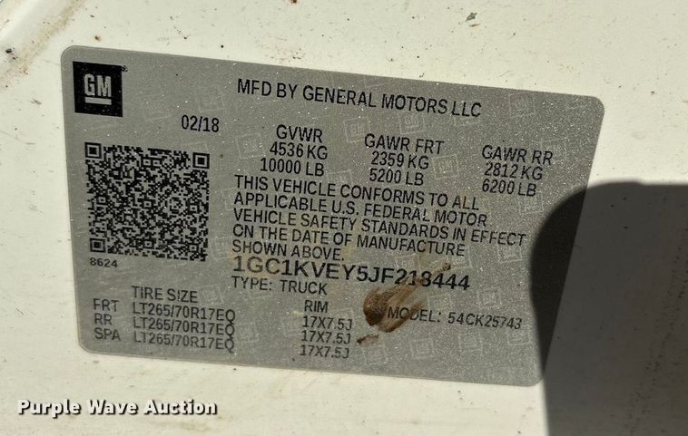 image for item ET5411 2018 Chevrolet Silverado 2500HD Crew Cab pickup truck